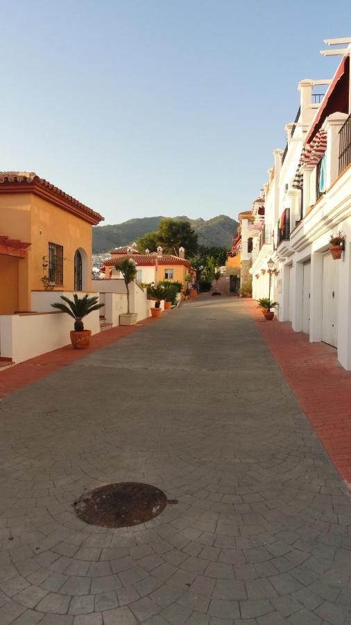 Spacious Family Villa Aljamar 8A Нерха Экстерьер фото