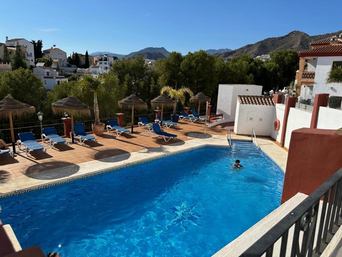 Spacious Family Villa Aljamar 8A Нерха Экстерьер фото