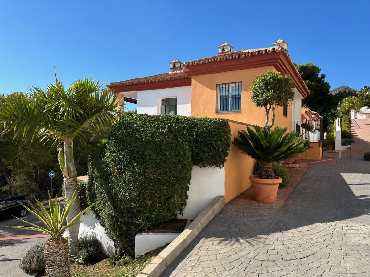 Spacious Family Villa Aljamar 8A Нерха Экстерьер фото