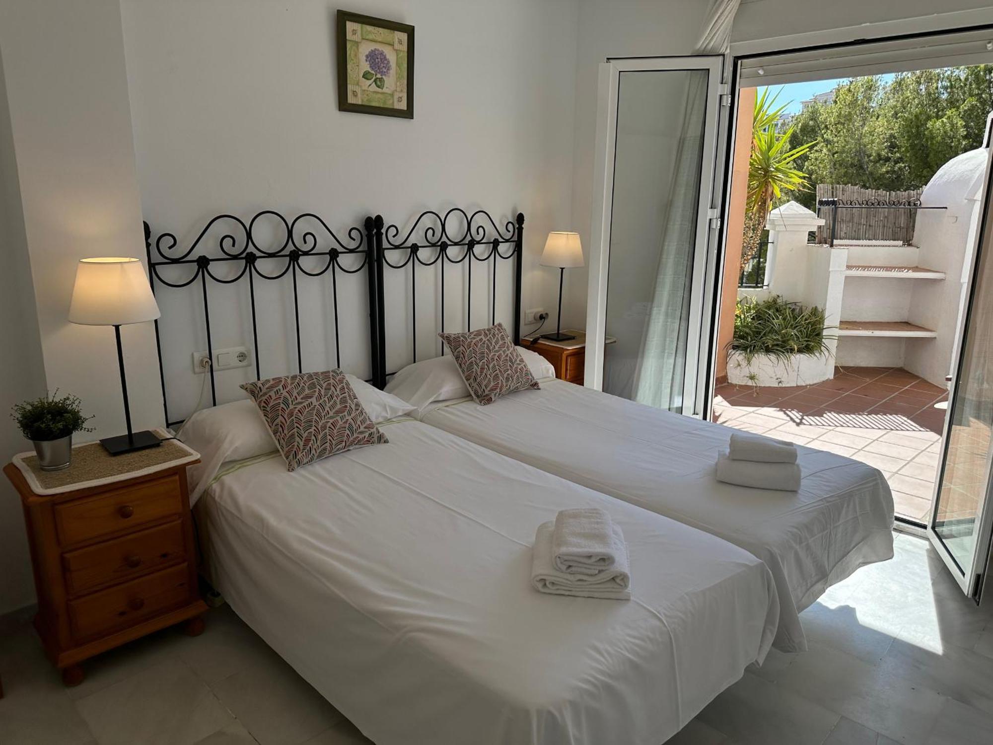 Spacious Family Villa Aljamar 8A Нерха Экстерьер фото